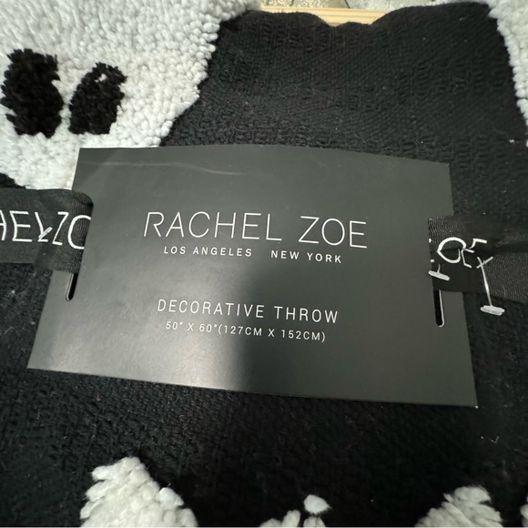 Rachel Zoe Classic Black and White Ghost blanket - Picture 4 of 8